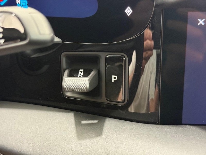 2025 Porsche Taycan 4