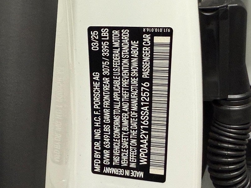 2025 Porsche Taycan 4