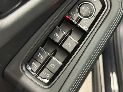 2025 Porsche Macan T