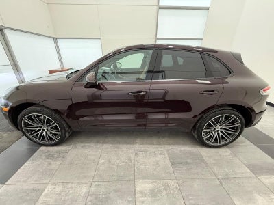 2025 Porsche Macan Base