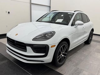 2026 Porsche Macan Base