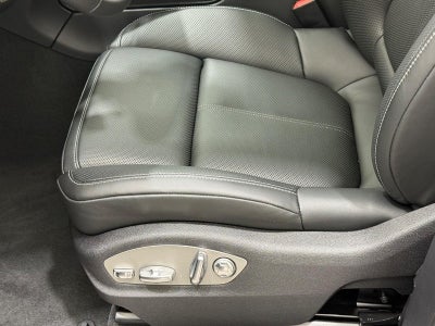 2026 Porsche Macan T