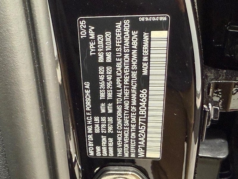 2026 Porsche Macan T