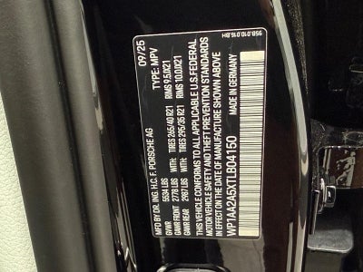 2026 Porsche Macan Base