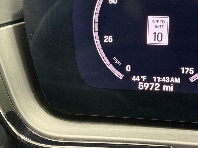 2025 Porsche Cayenne Base