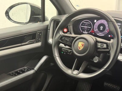 2024 Porsche Cayenne Base