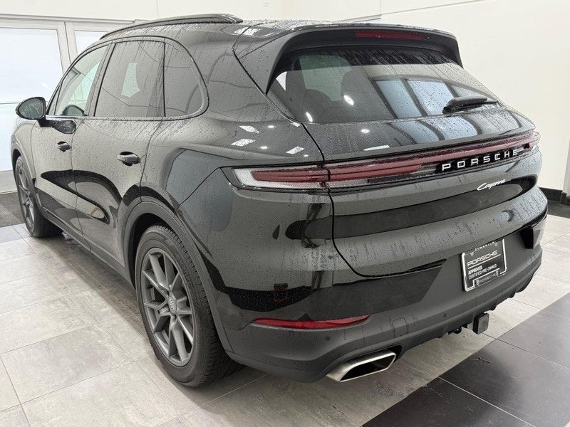 2024 Porsche Cayenne Base
