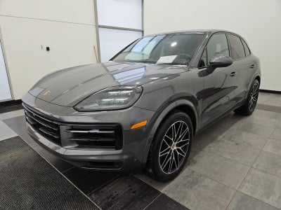 2025 Porsche Cayenne Base