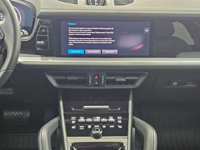 2025 Porsche Cayenne Base