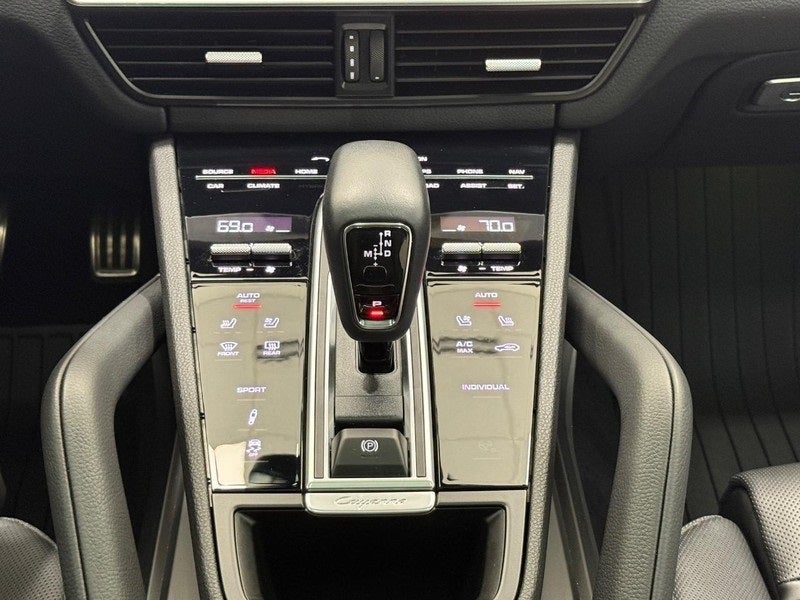 2023 Porsche Cayenne S