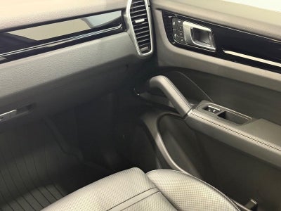 2023 Porsche Cayenne S