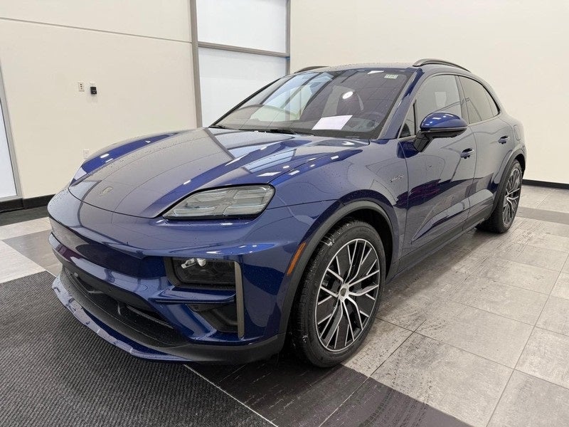 2025 Porsche Macan Turbo Electric