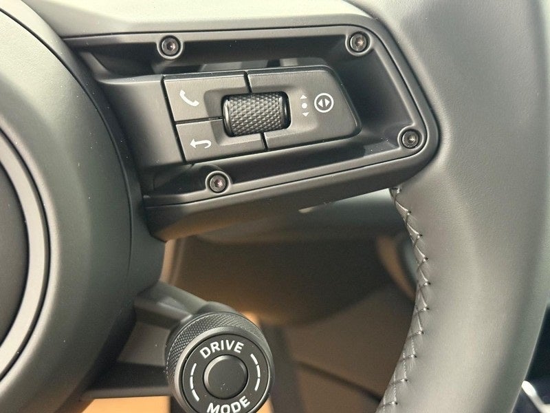 2025 Porsche Cayenne E-Hybrid Base