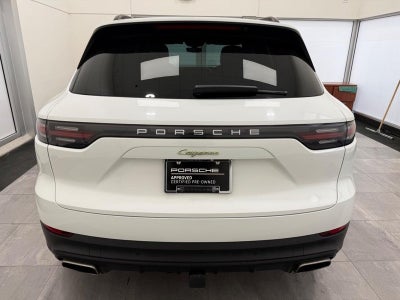 2022 Porsche Cayenne E-Hybrid Base