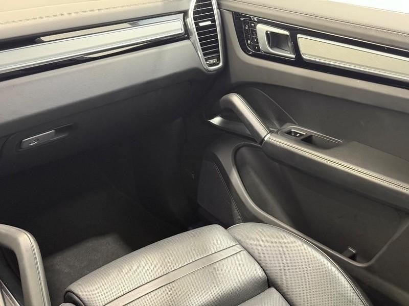 2020 Porsche Cayenne Turbo