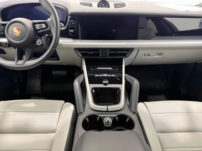 2025 Porsche Cayenne Coupe Base