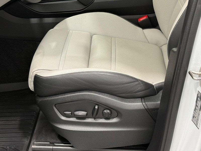 2025 Porsche Cayenne Coupe Base