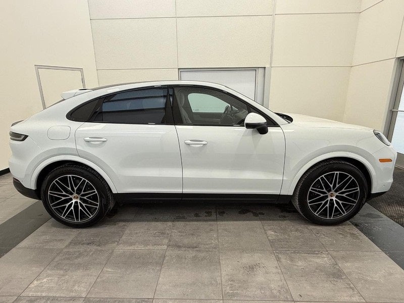 2025 Porsche Cayenne Coupe Base