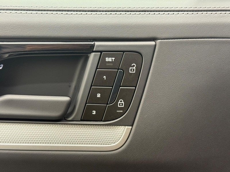 2024 Porsche Cayenne Coupe Base