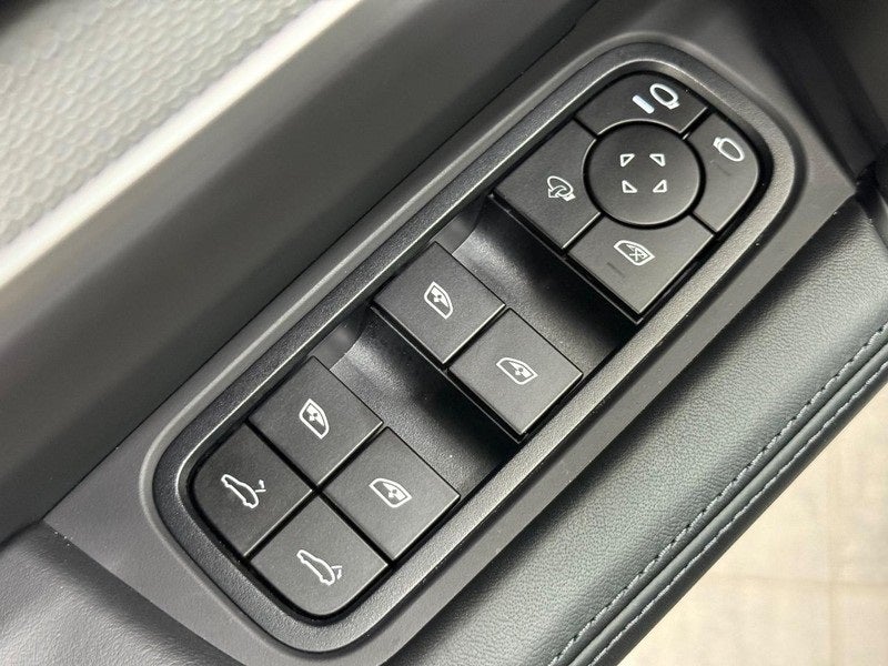 2024 Porsche Cayenne Coupe Base