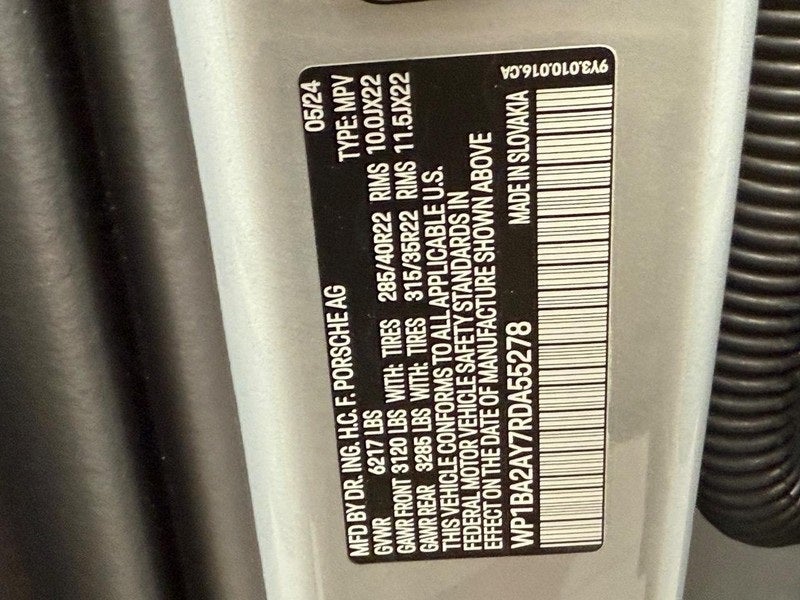 2024 Porsche Cayenne Coupe Base