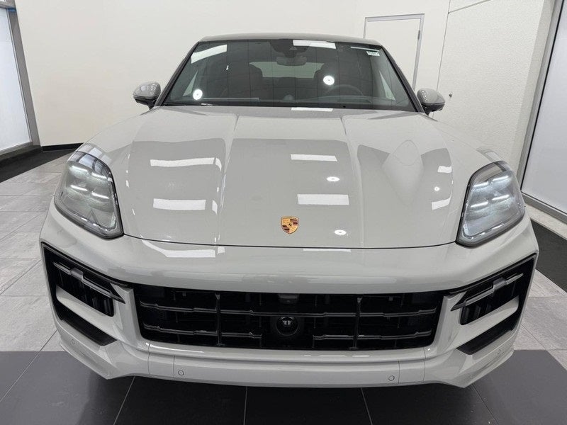 2026 Porsche Cayenne Coupe GTS