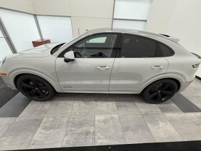 2026 Porsche Cayenne Coupe GTS